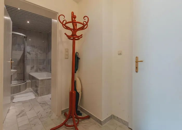 Stefanie 8 By Interhome バート・ホーフガシュタイン